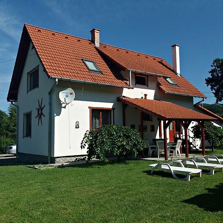 Apartamento Raza Soarelui Sovata Exterior foto
