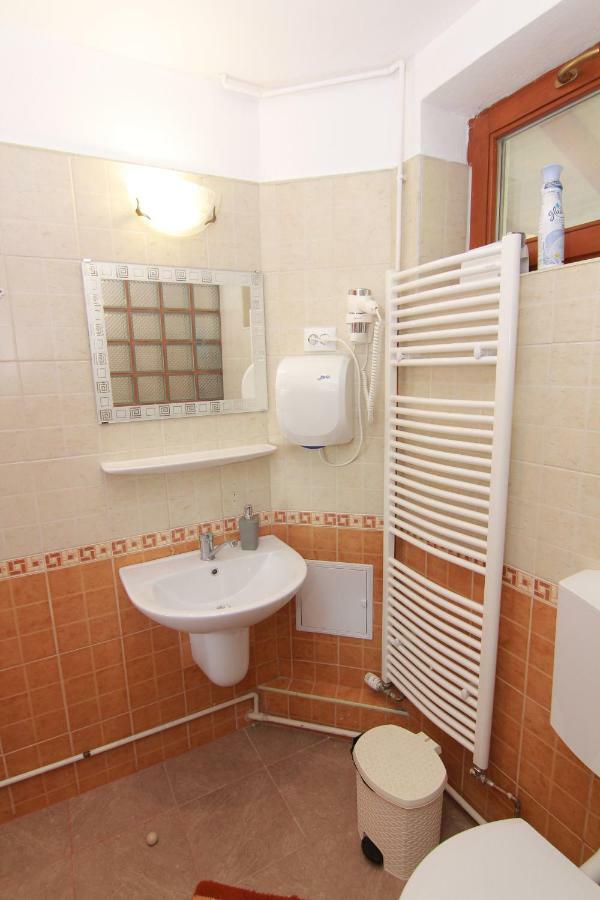 Apartamento Raza Soarelui Sovata Exterior foto